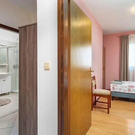 Apartament Ruza By Briskva Višnjan