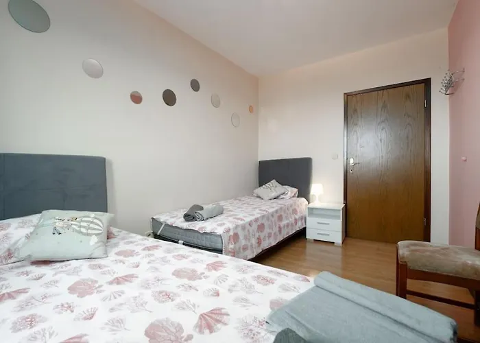 Ruza By Briskva Višnjan