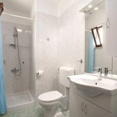 Ruza By Briskva Апартаменты Вишнян