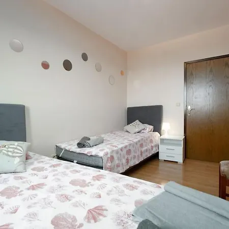 Ruza By Briskva Вишнян