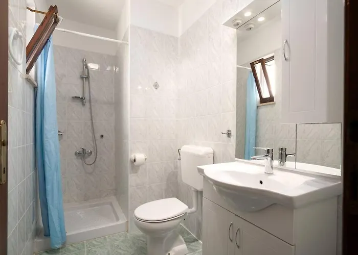 Ruza By Briskva Apartamento Višnjan