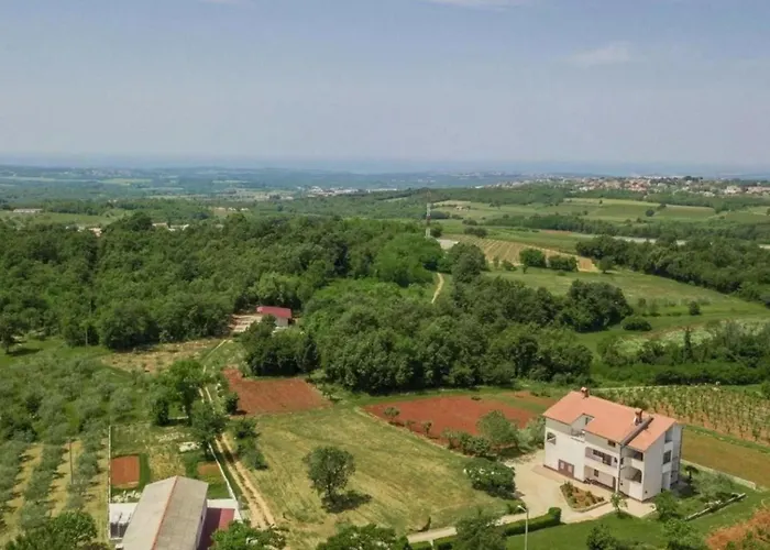 Apartman Ruza By Briskva Visnjan